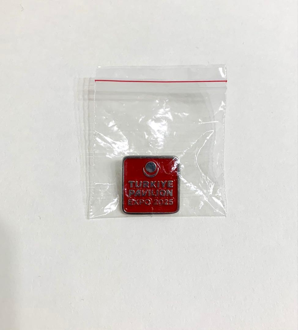 大阪　万博　トルコパビリオン　スタッフピンバッチ　レア　トルコ　ピンバッジ　新品