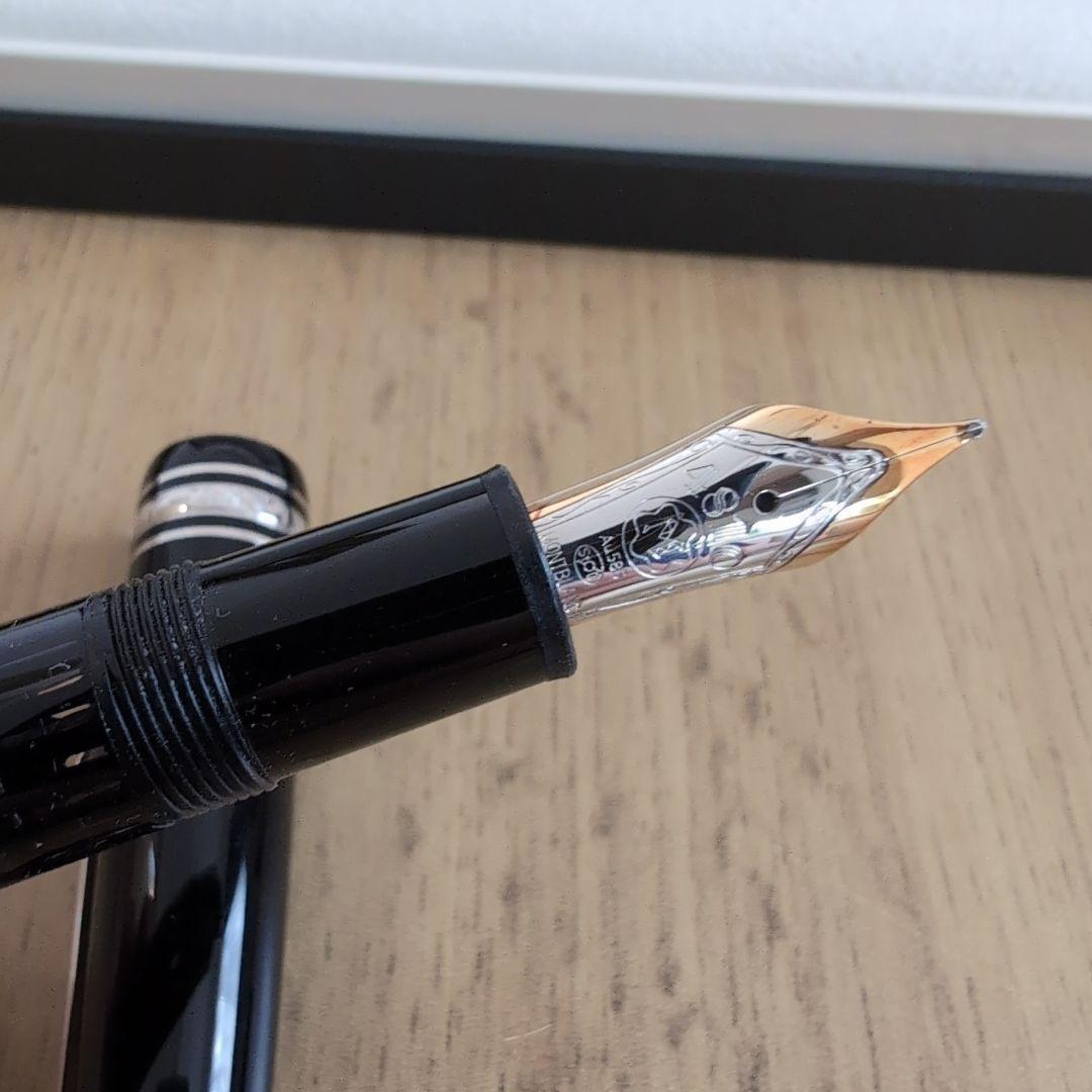 モンブラン マイスターシュテュック P146 万年筆 M 中字 プラチナライン