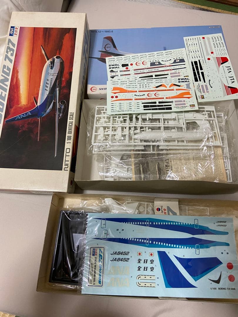 旅客機プラモデル　日東　1/100 ANA ボーイング737 南西航空　YS11