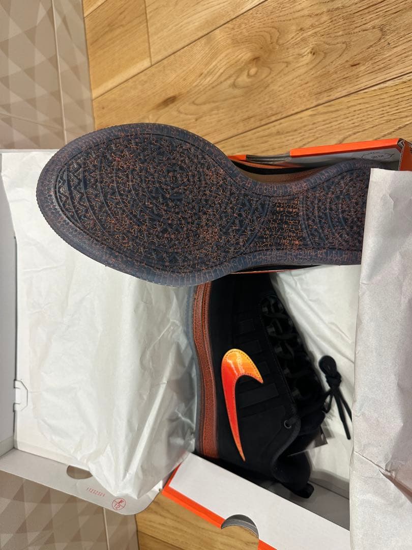 Nike Book 2 \"Rising\"出品1/31まで