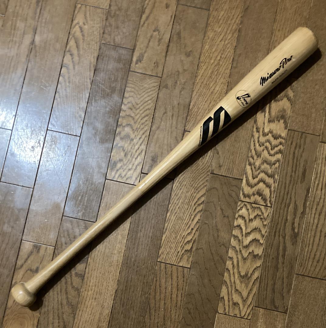 小笠原道大 直筆サイン入り NPBバット