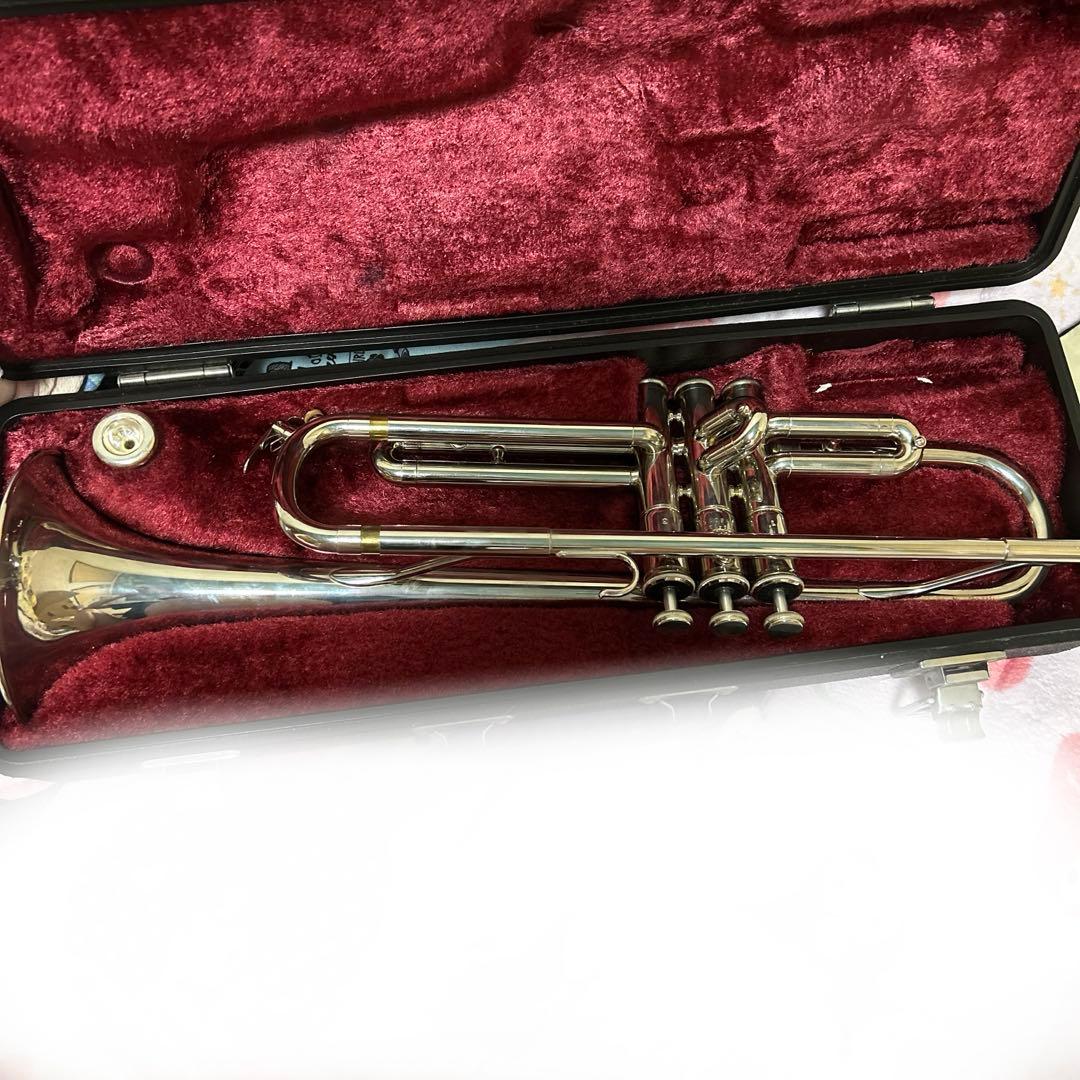 YAMAHA YTR-135 トランペット ハードケース、マウスピース付 銀