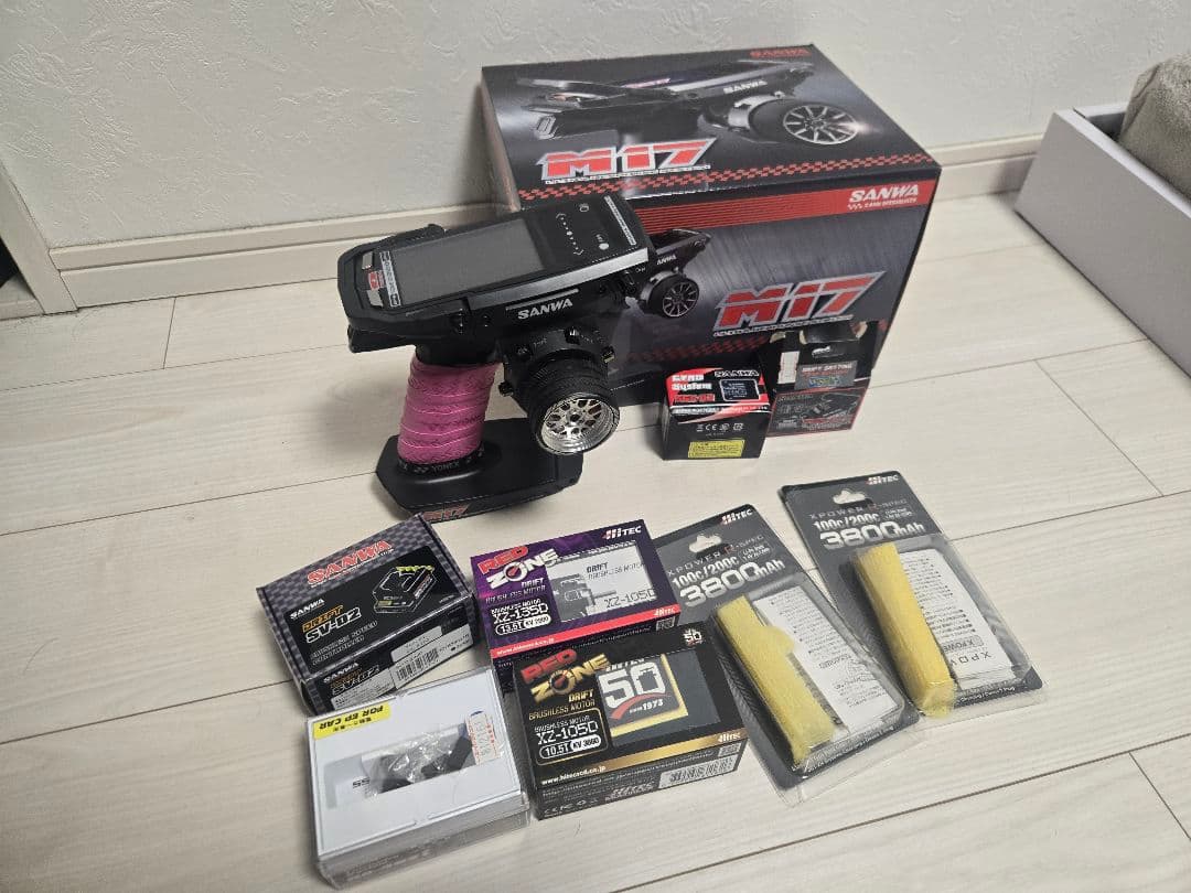 ラジコン 即ドリフト 引退 フルセット サクラD5フルオプ サンワM17