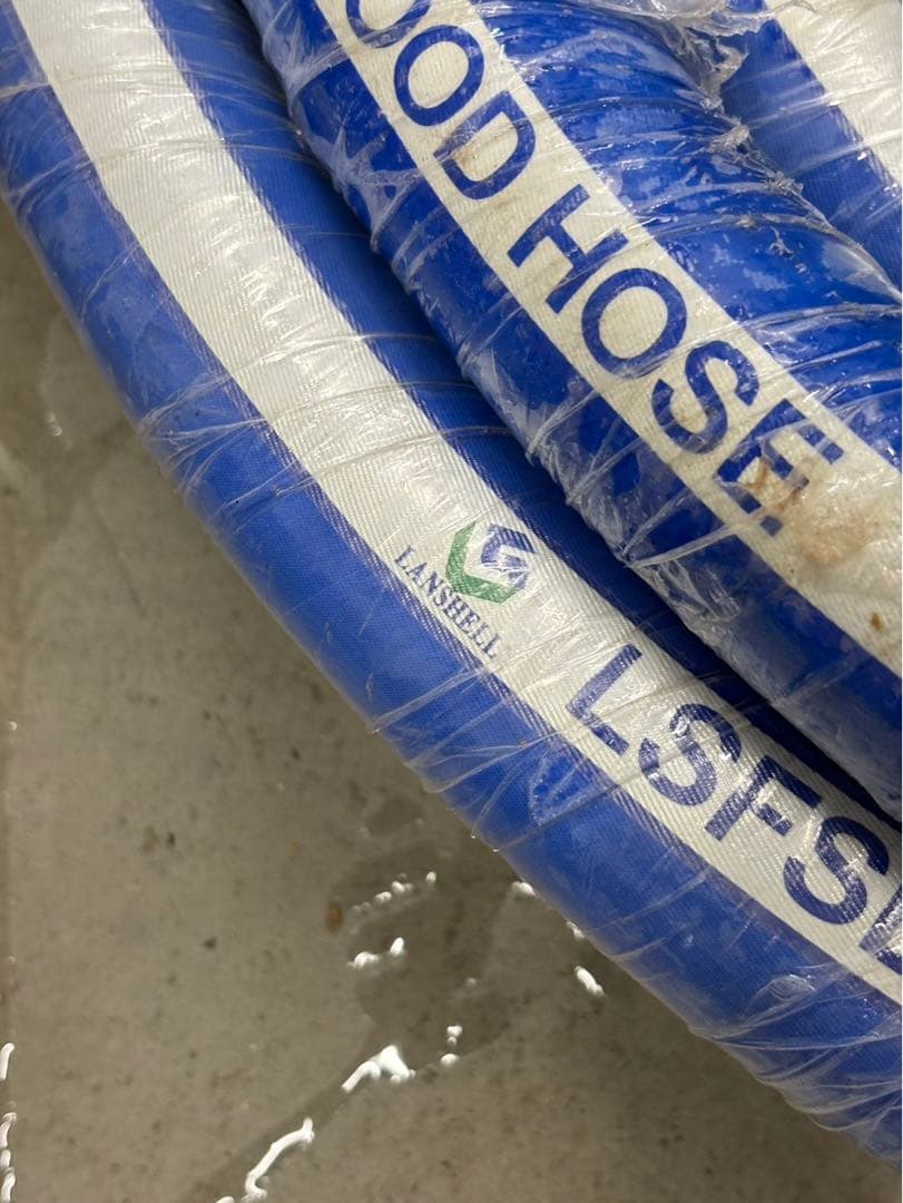 メーカー:LANSHELL ホース長さ:12m 内径:2.6cm 外径:5cm