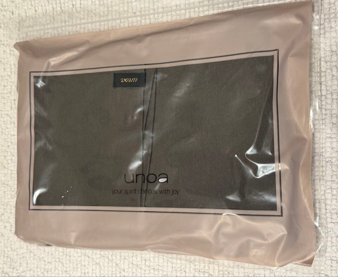 お得 新品 unoa ウノア Chill-Fit pants モスグレー M