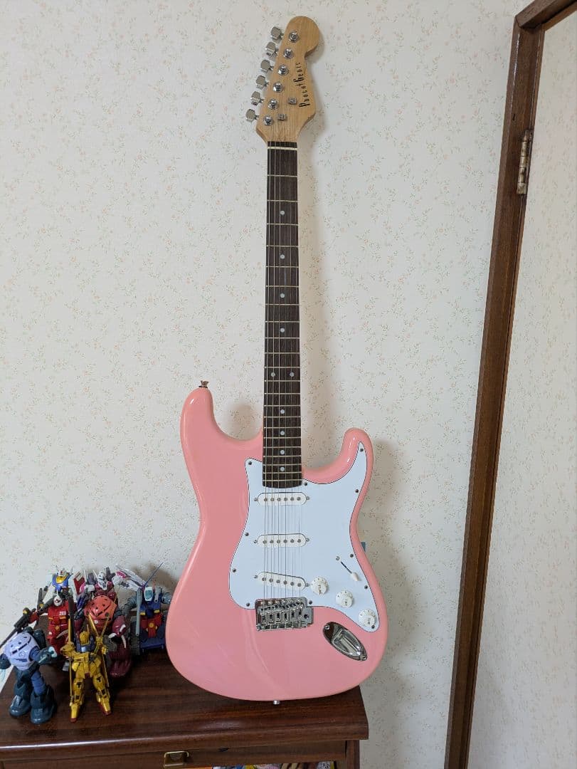 フォトジェニック　Photogenic　ピンク エレキギター ストラト