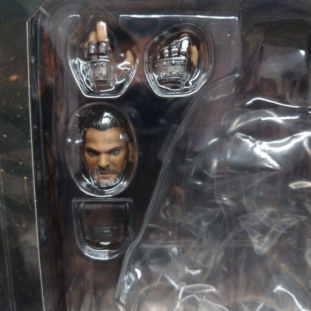 最安値　ファイナルファンタジー7リメイク 　プレイアーツ改　バレット　フィギュア