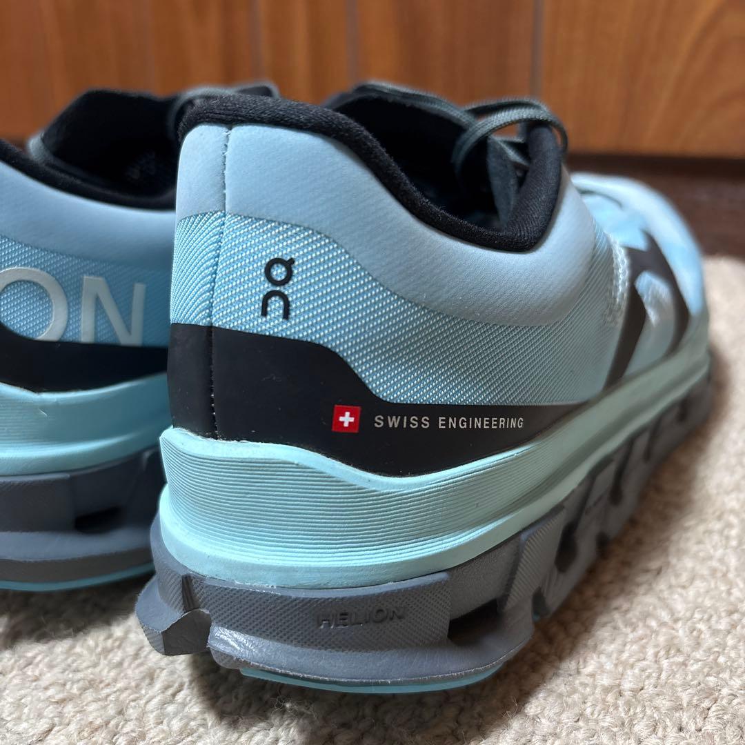 【トラック使用のみ】 On Cloudflow 5 (26.5cm)