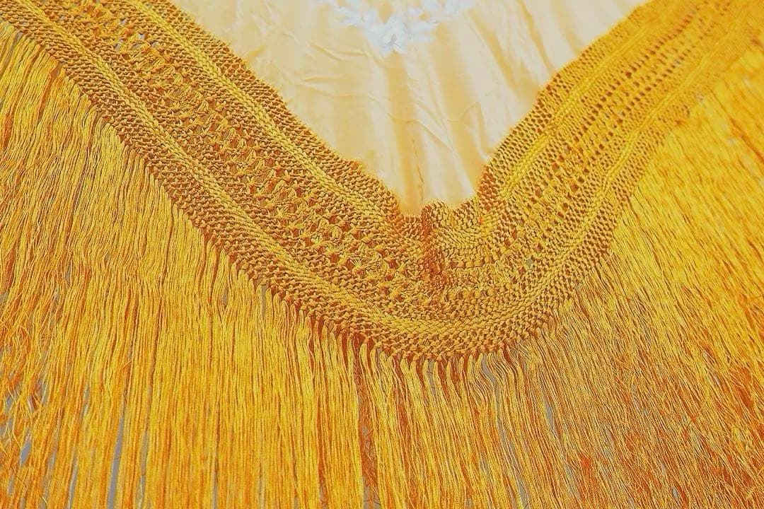 [新品] シルク製マントンをスペインよりお届け！！サンフラワーxゴールド刺繍