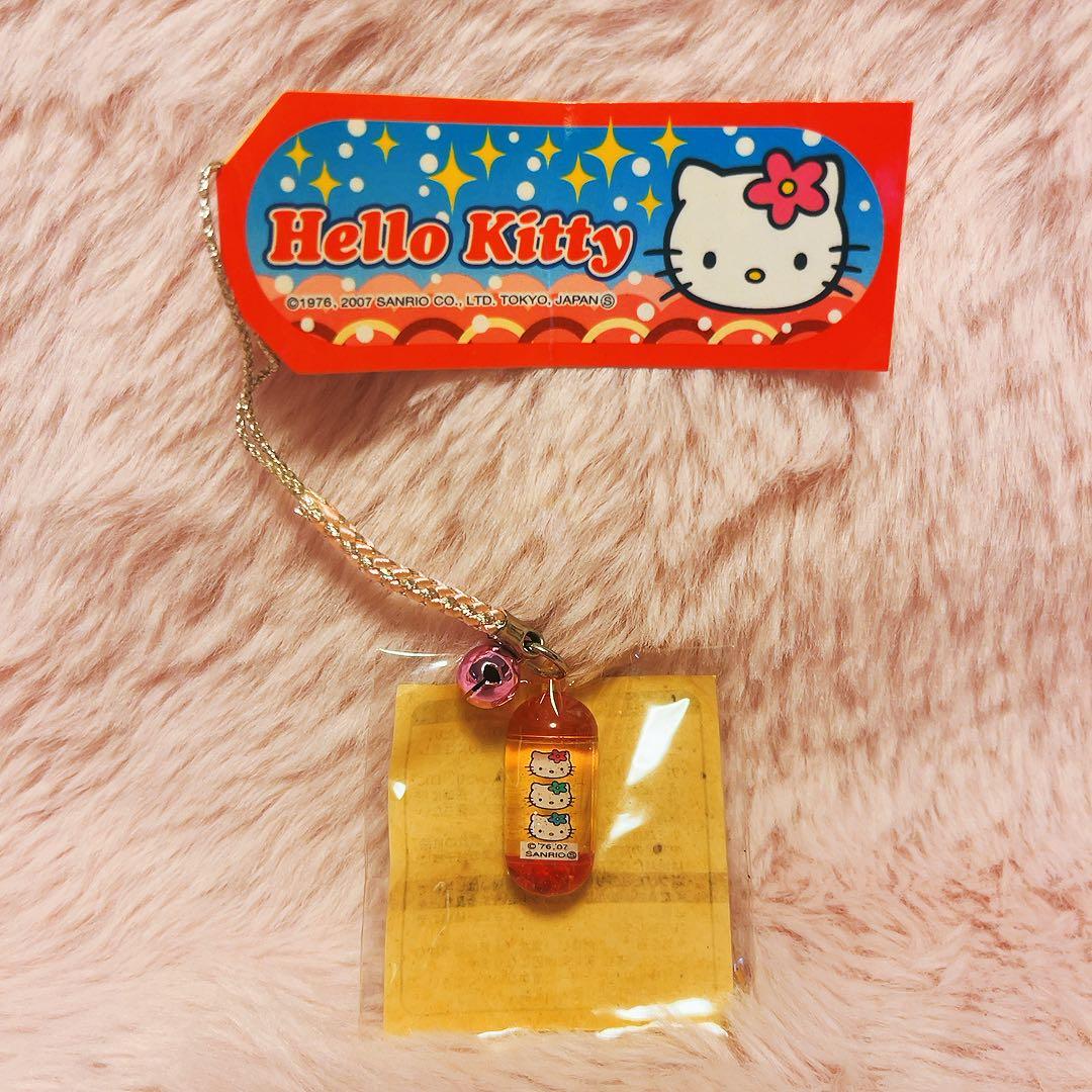 希少レア　ハローキティ　根付け　カプセルリキッド　2007 サンリオ　平成レトロ