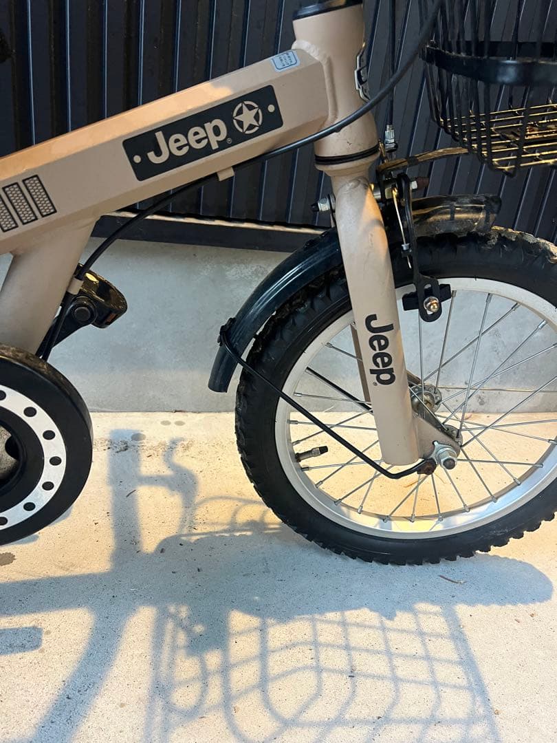 【愛知県直接手渡】自転車 jeep 16インチ　サンド　補助輪付き