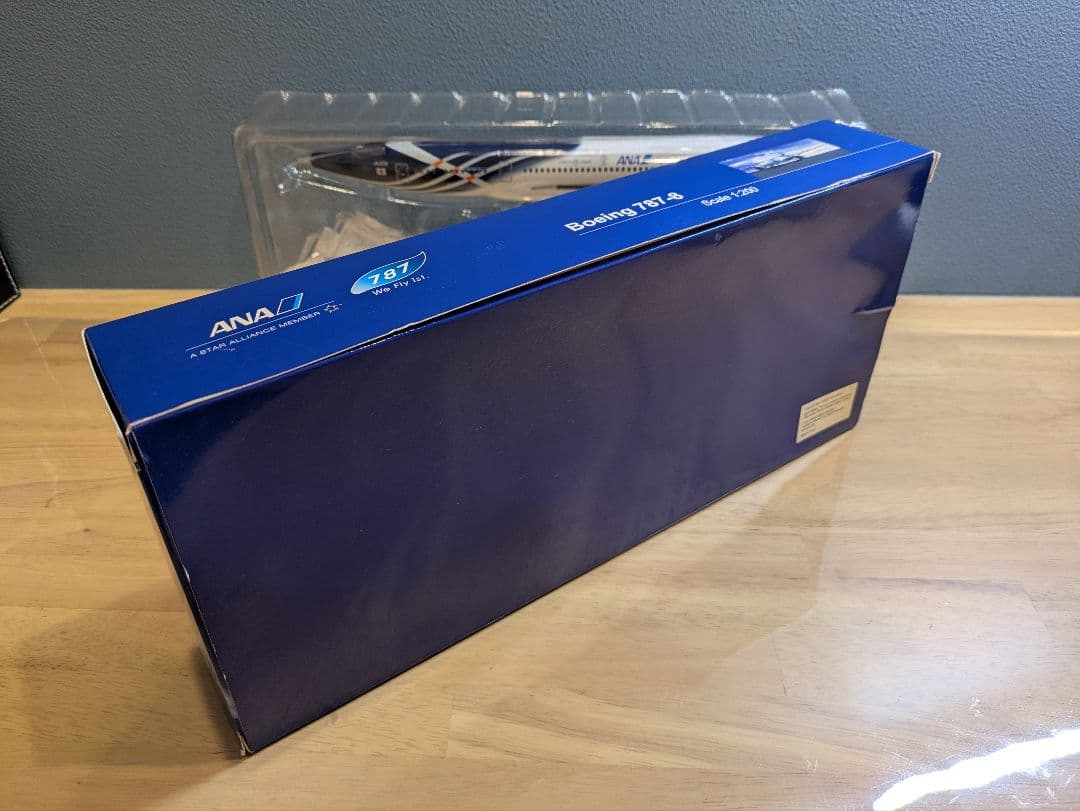 【未使用】ANA B787-8 鯖塗装 JA801A 1/200