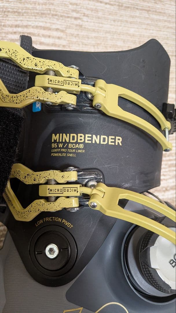 K2 MINDBENDER 23〜23.5【4回使用】スキーブーツ 女性用