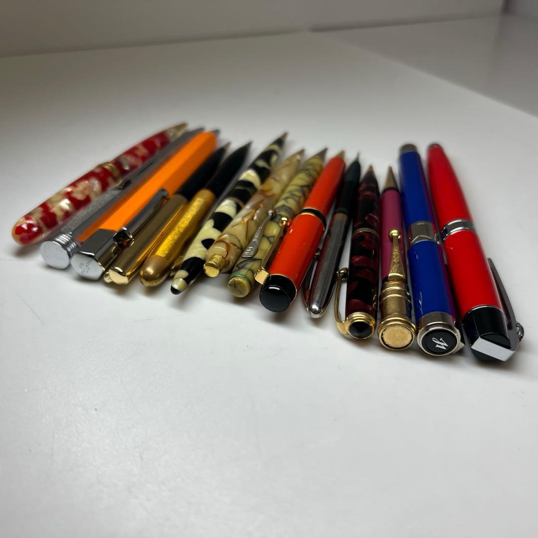 フェラーリ、ウォーターマン、プラチナ等ボールペン　万年筆色々　袋込312g