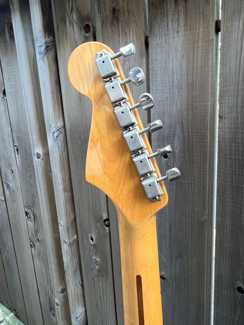 ギター Fender American Vintage 57 thin lacquer