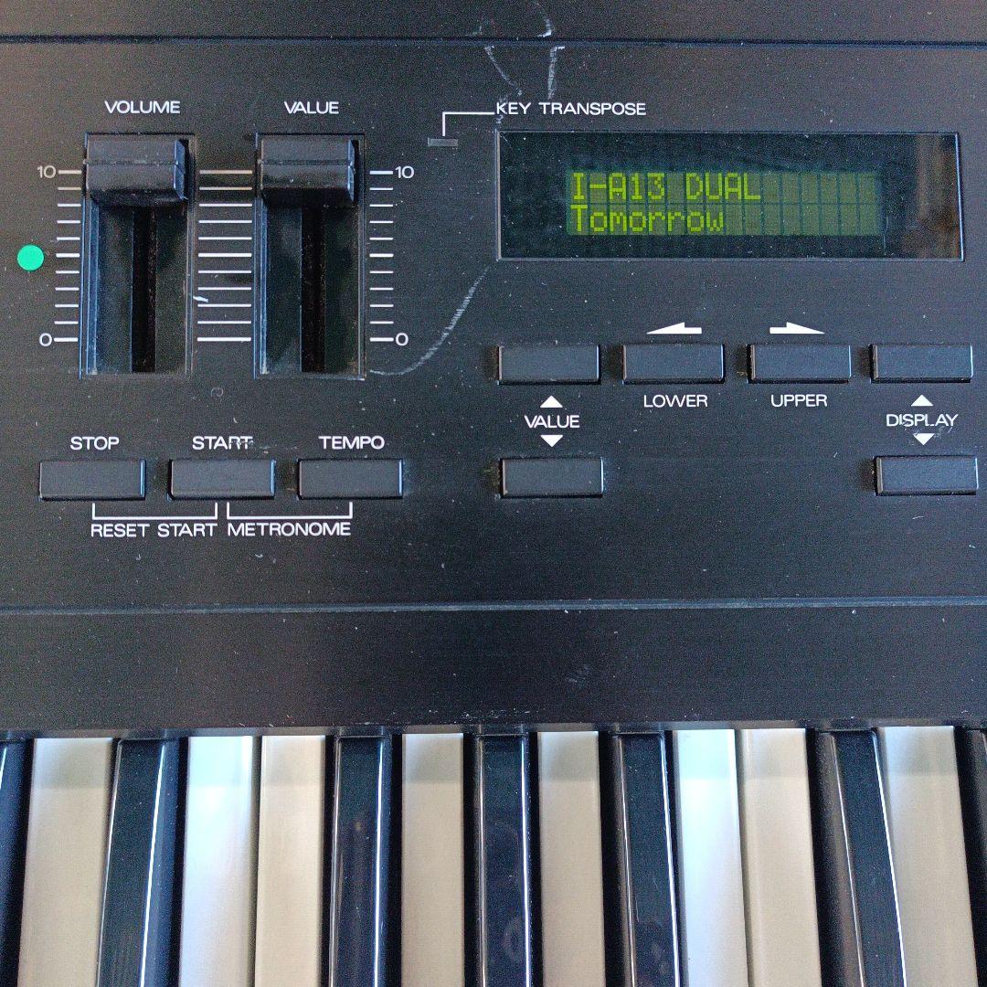 Roland D-10 シンセサイザー 61鍵盤