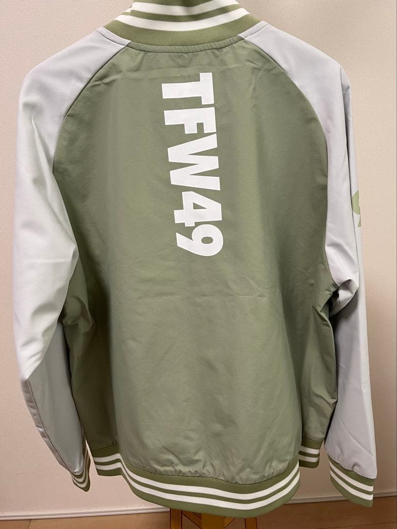 新品未使用　TFW49 STUDIUM JAMPER ナイロンスタジャン　ゴルフ