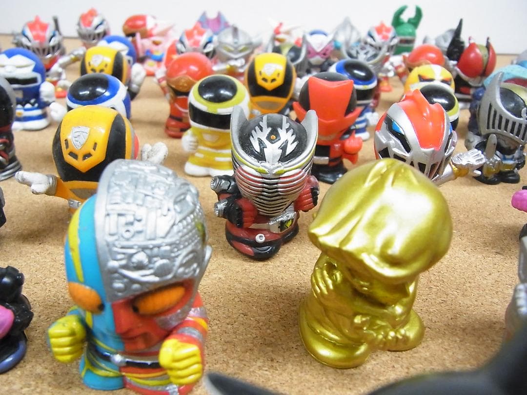 指人形　戦隊　ゴジラ　ドロンジョ　ガンダム　ウルトラマン