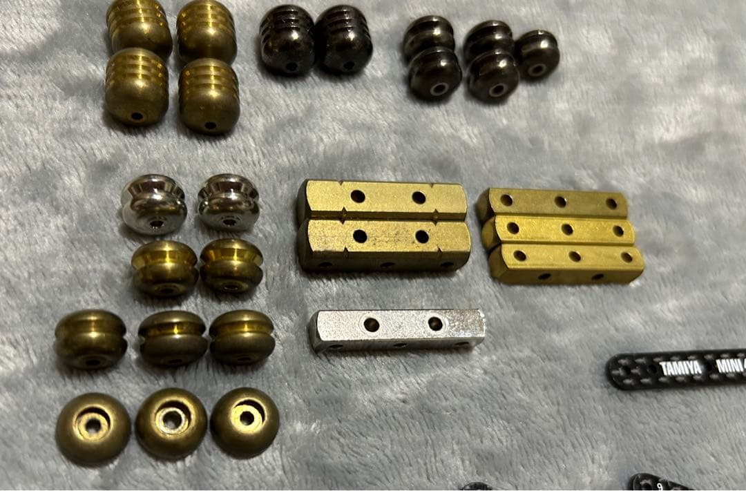 ミニ四駆用 パーツまとめ 限定品含むカーボンプレート、マスダンパーセット 多数