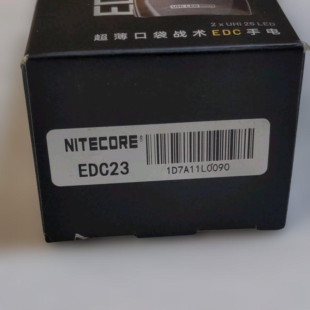 ナイトコア Nitecore EDC23 ウルトラスリムフラッシュライト♡H4