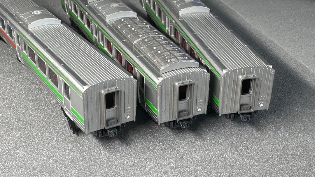 マイクロエース 721系 中間車3両セット