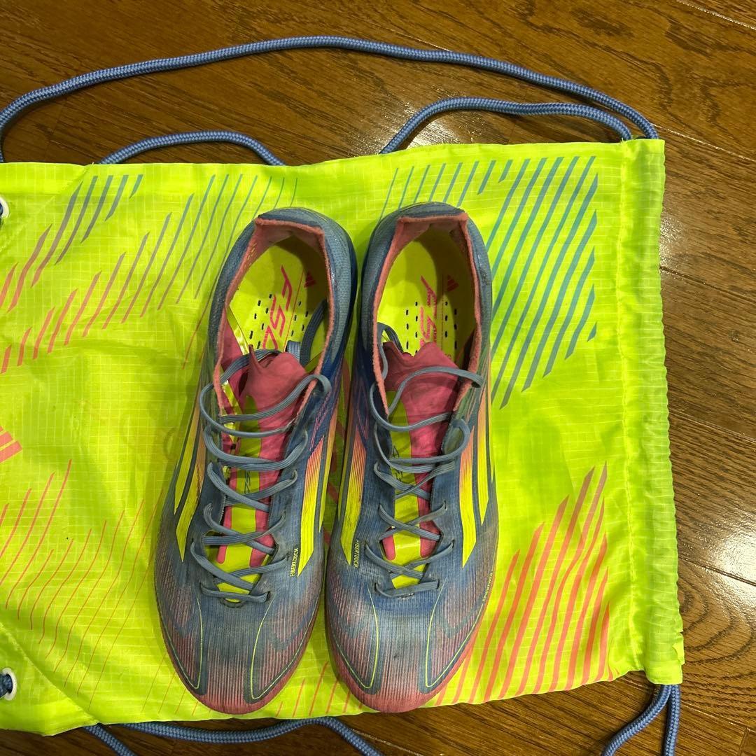 アディダスF50エリートag（人工芝用）