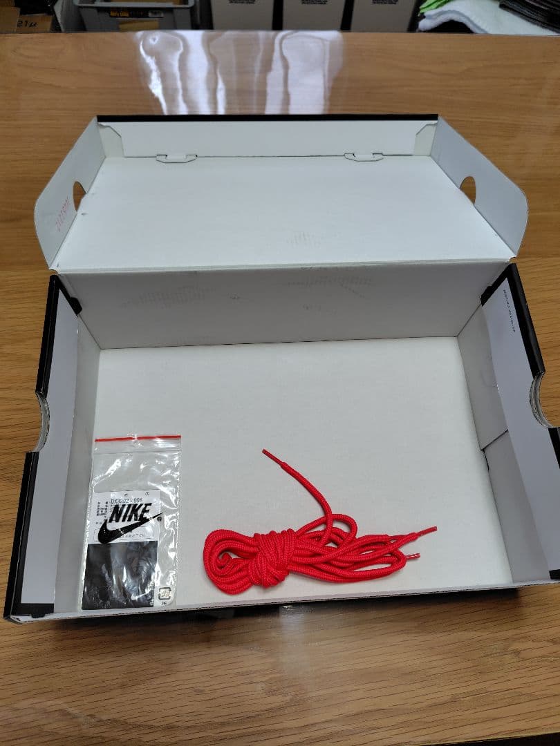 NIKE　エアベイキン　シュプリーム　28.5cm