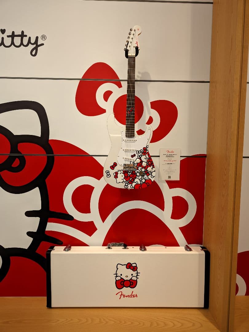 あさひ様ー Fender Hello Kitty Stratocaster