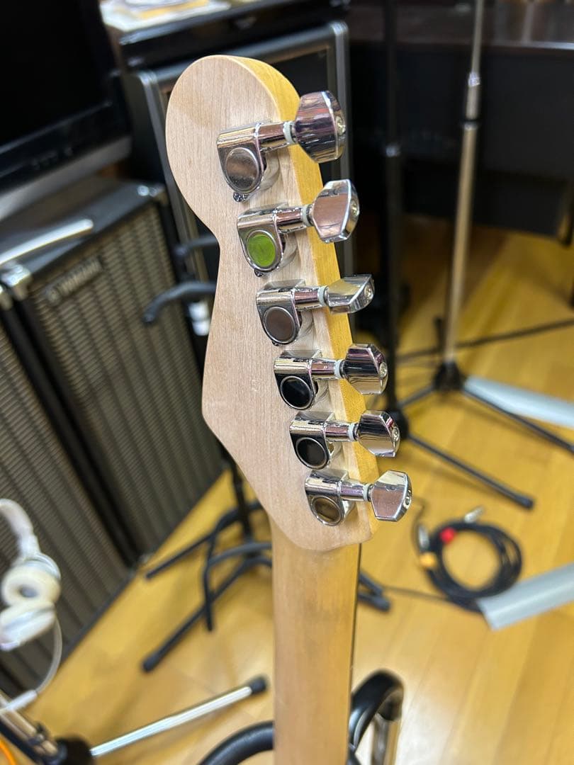 詳細不明ストラトタイプ【注意→Fender製ではありません】