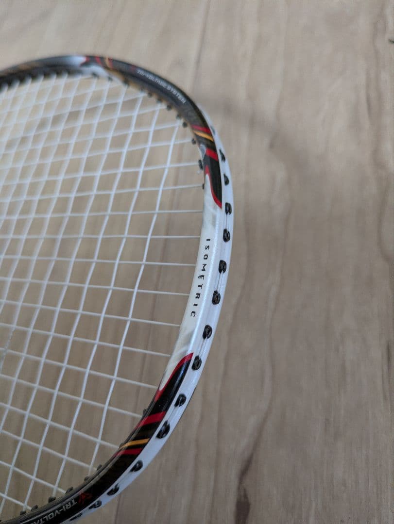 YONEX　VOLTRIC80