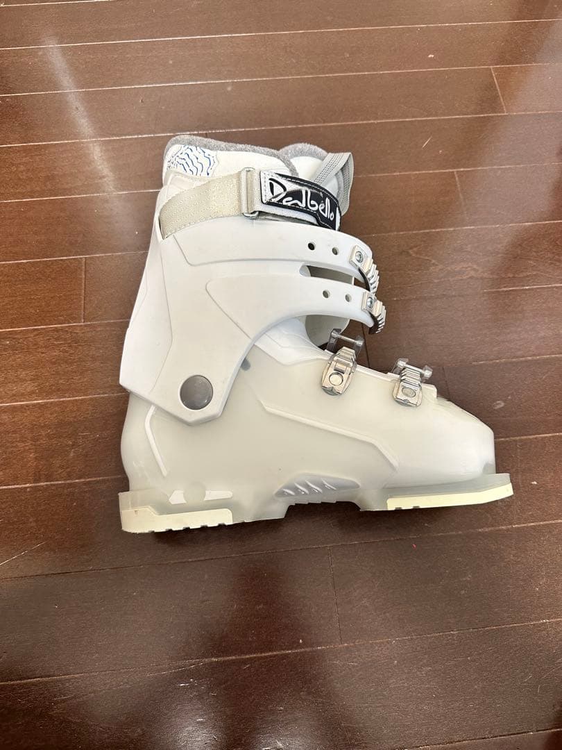 Dalbello Aspire 女性用スキーブーツ 希少ホワイト