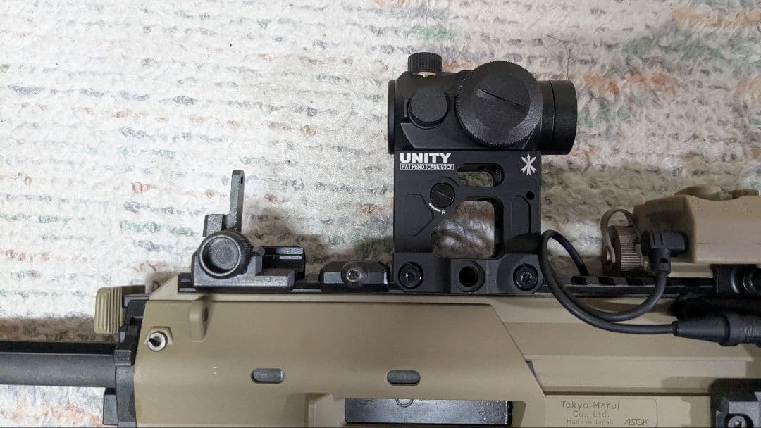 ゆうか旦那　MP7A1　ガスブローバック　タンカラー　Co2　外部ソース