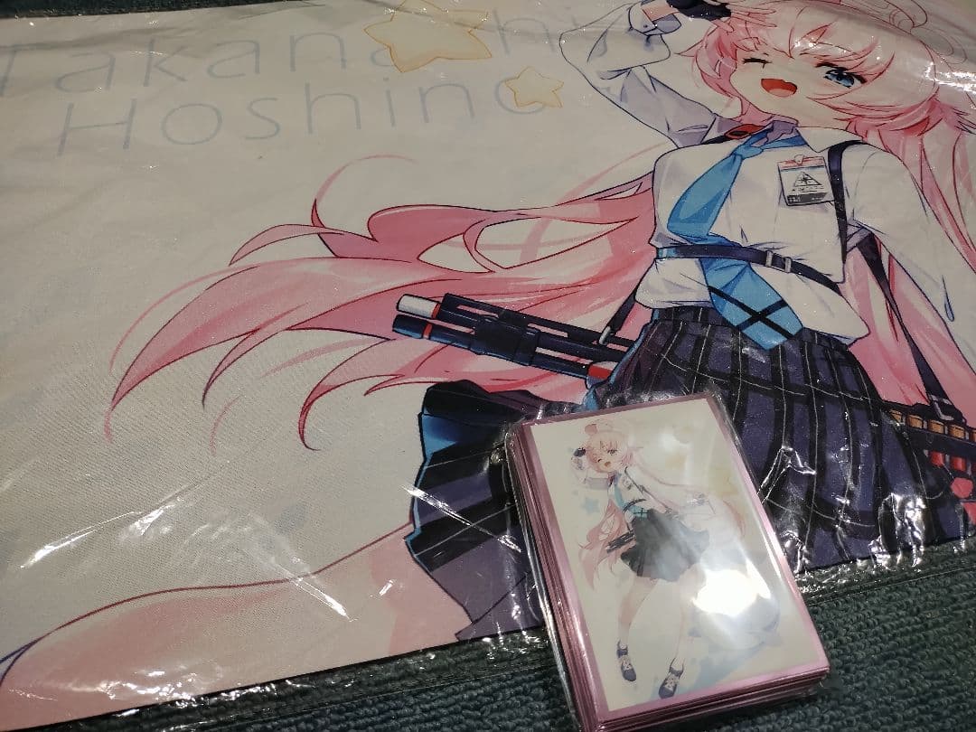 ブルアカ 小鳥遊ホシノ スリーブ プレマ プレイマット Hong 白詰草