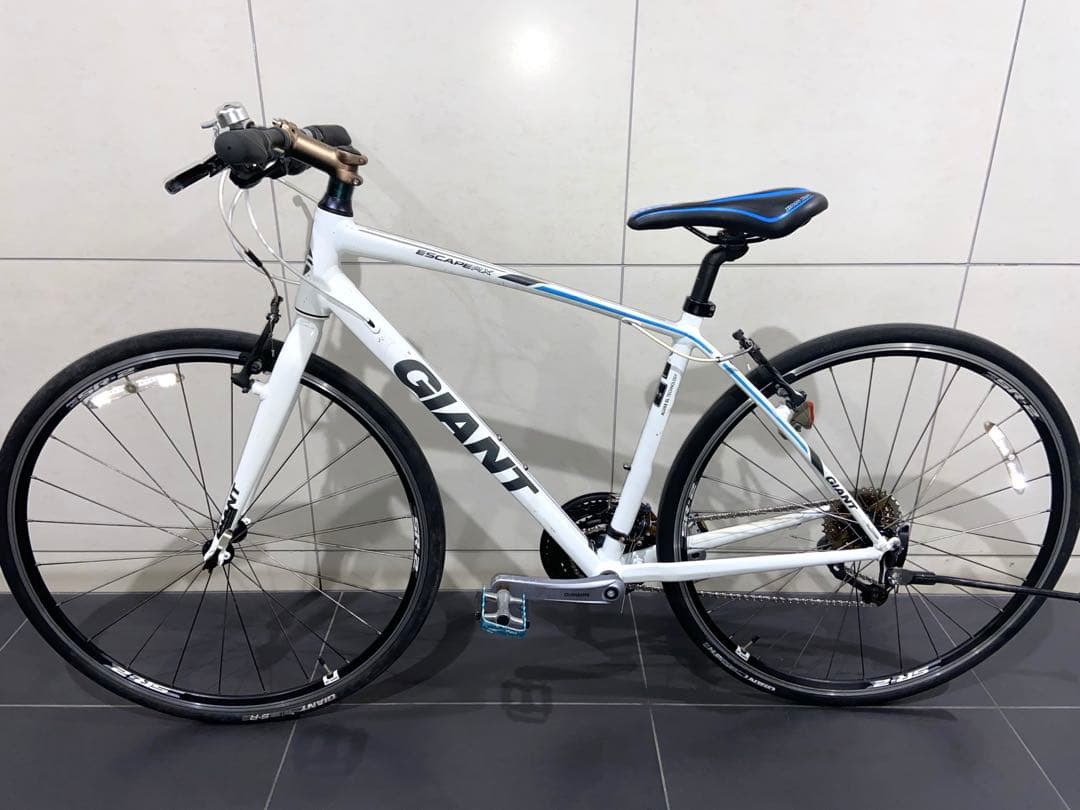 giant escape rx3 クロスバイク　ジャイアント　エスケープr3