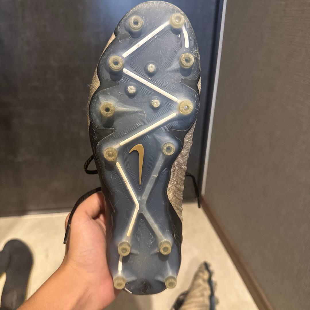 なぁ　NIKEファントムGXエリートAG 26.0