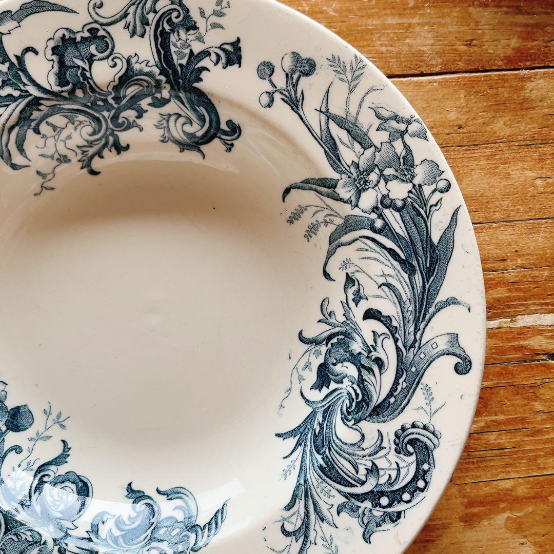 リュネビルK&G 美しい花柄のスーププレート