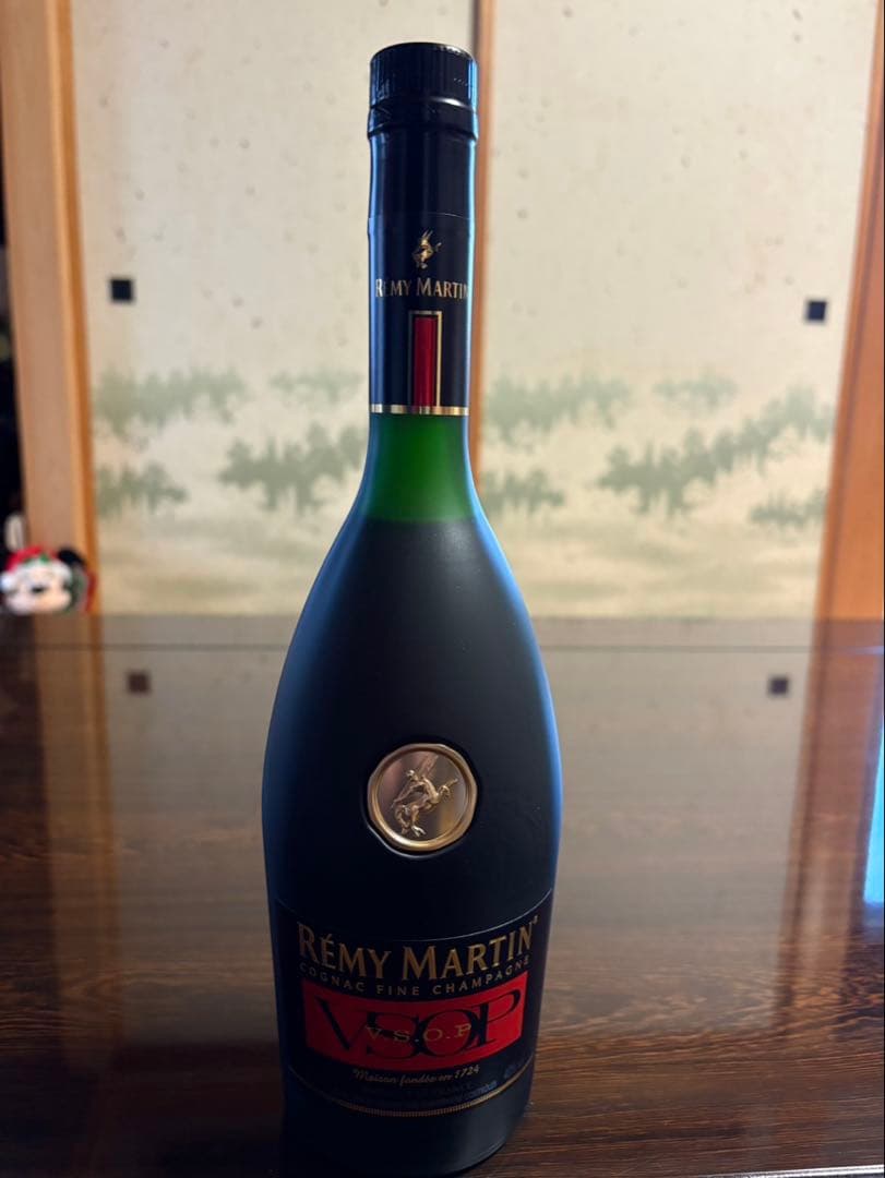 Rémy Martin VSOP コニャック 700ml ギフトボックス入り