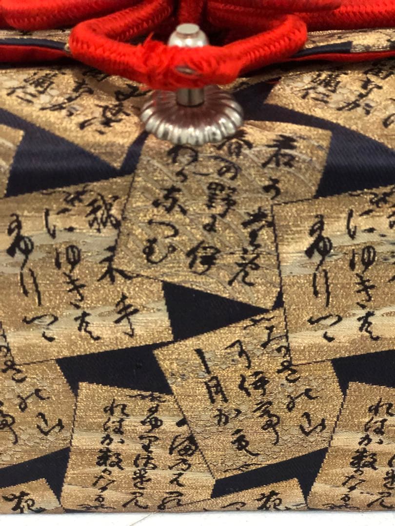 古いお化粧箱　古布細工　百人一首図柄　霧箱　アンティーク　金糸