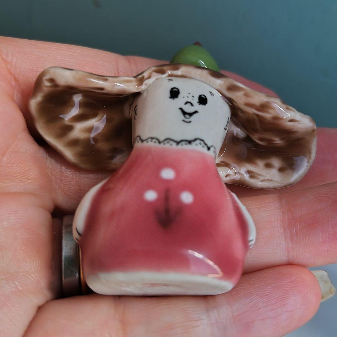 うえのえみ　陶人形　洋ナシ　ラフランス　女の子　置物