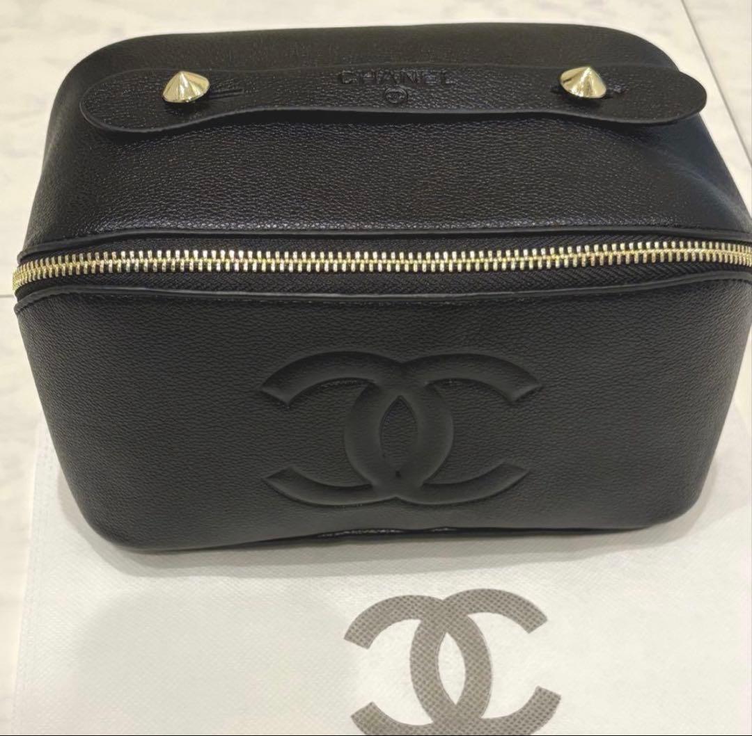CHANEL バニティポーチ ノベルティ　非売品
