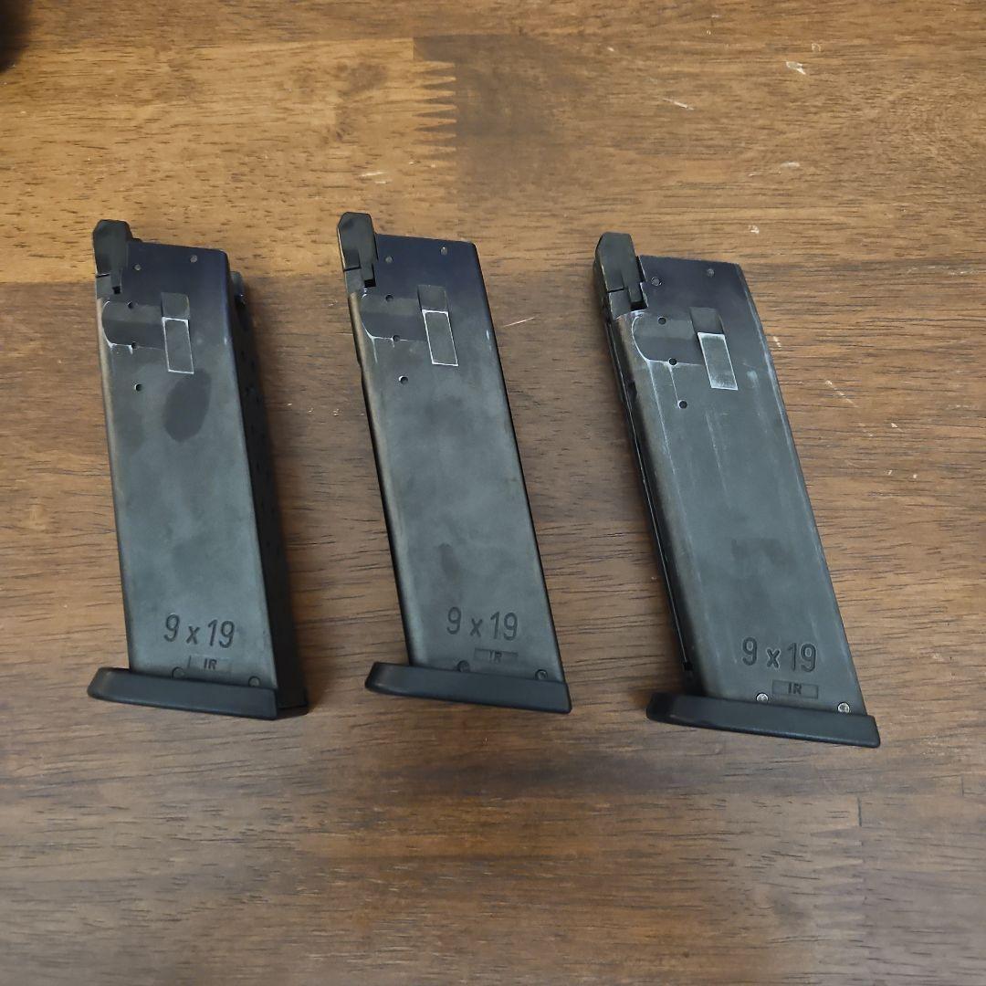 マルイ H&K USP フルサイズ ガスガン 3マガジン付き