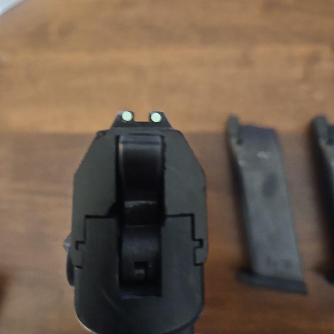 マルイ H&K USP フルサイズ ガスガン 3マガジン付き