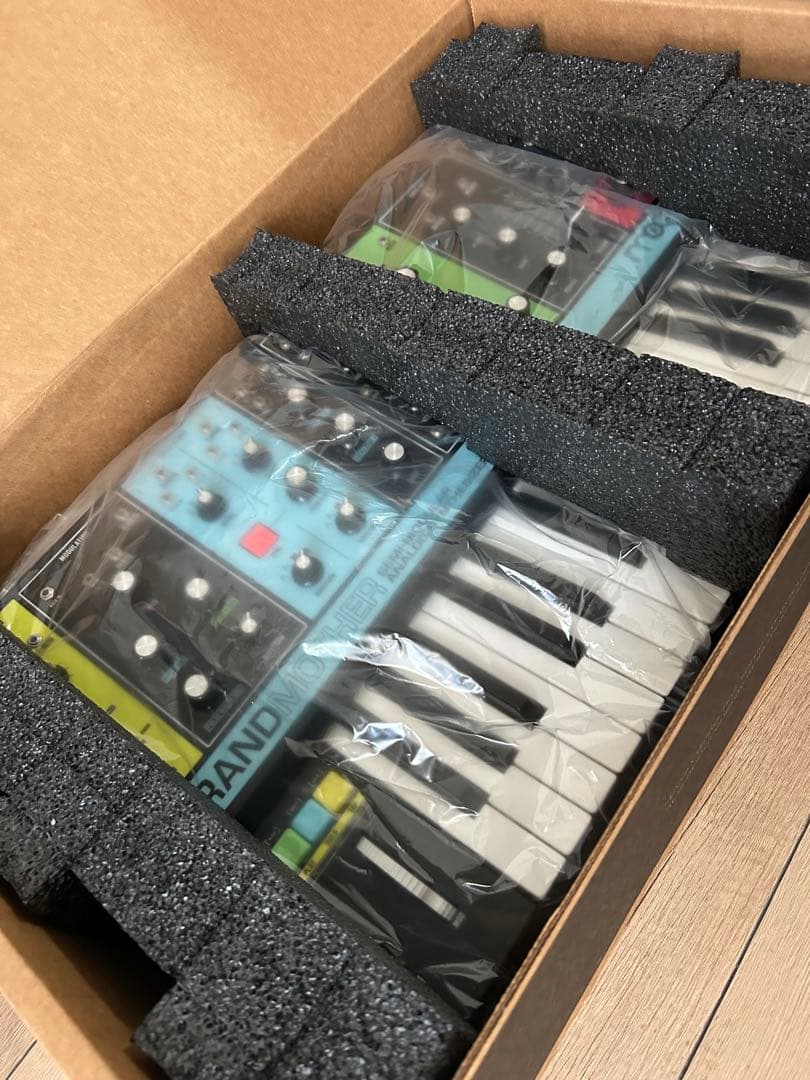 Moog Grandmother セミモジュラーアナログシンセサイザー