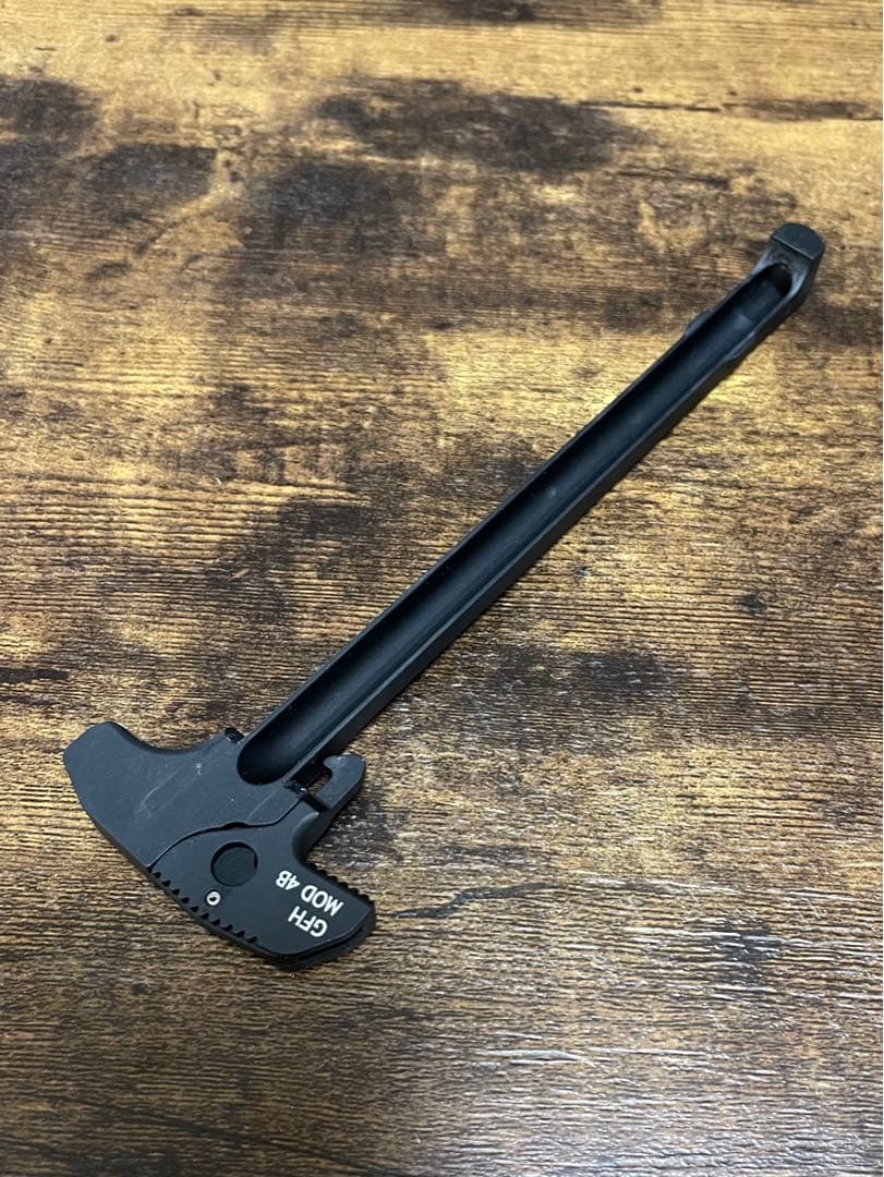 実物 BCM gunfighter チャージングハンドル