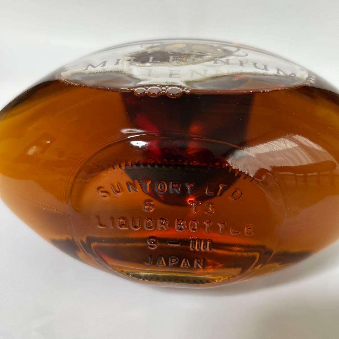 サントリーウイスキー　ミレニアム2000　700ml 43%　古酒未開栓　箱なし