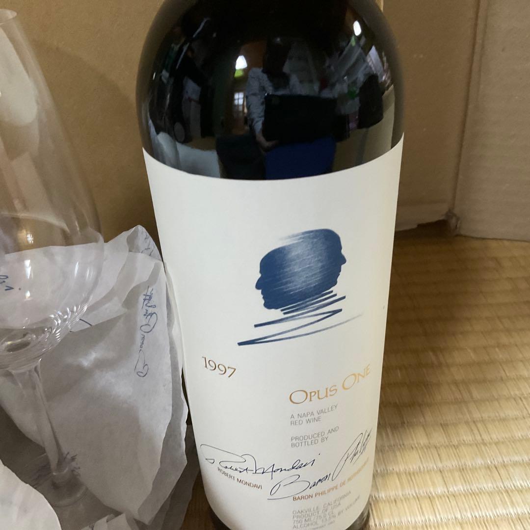 Opus One 1997 (750ml) と　リーデルのロゴ入りグラス1個