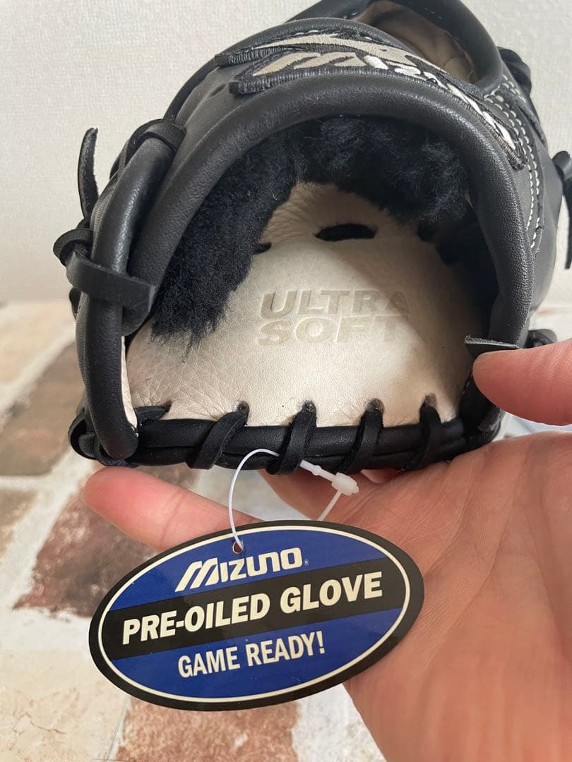 値下げ‼️非売品 MIZUNO クラシックプロ イチロー サイン刺繍 グローブ 黒