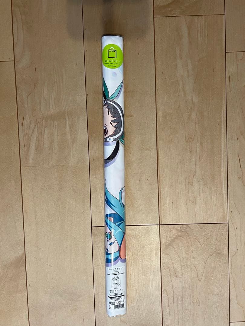 【新品未開封】シャフトテン　化物語　忍野忍/八九寺真宵/斧乃木余接　タペストリー