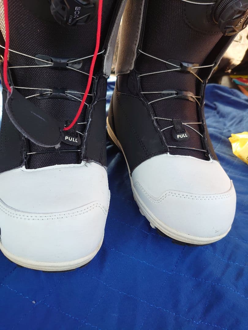 スノーボードブーツ ブラック/ホワイト