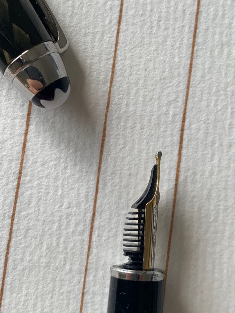 モンブラン ソリテール ル・グラン 144 18Kペン先カーボン 万年筆